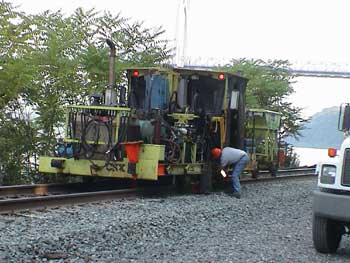 csxcrew1.jpg (20118 bytes) csxcrew1.jpg (20118 bytes)