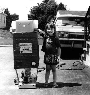 loriebot.jpg (20391 bytes) loriebot.jpg (20391 bytes)