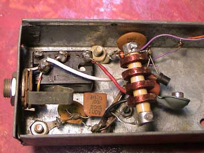 metaldetec2.jpg (20827 bytes) metaldetec2.jpg (20827 bytes)