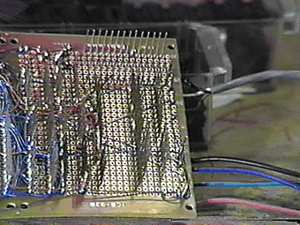 mike12.jpg (14830 bytes) mike12.jpg (14830 bytes)