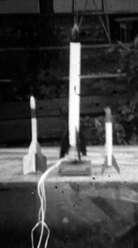 rocket10.jpg (7235 bytes) rocket10.jpg (7235 bytes)